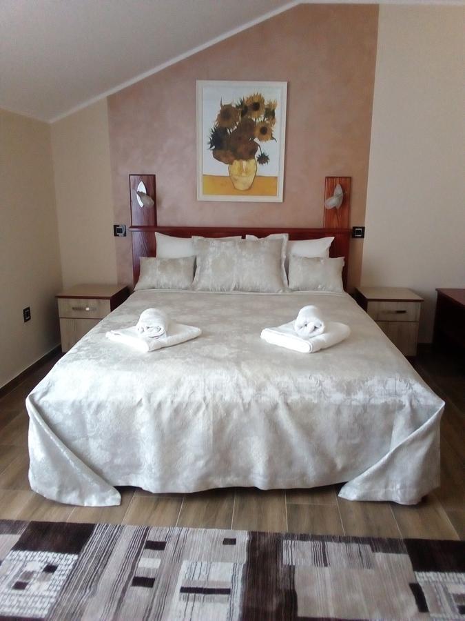 Konak Kutko Pančevo Exterior foto